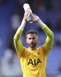 乐鱼官网-记者：国米与橡树资本管理层进行会谈，今夏优先引进门将维卡里奥